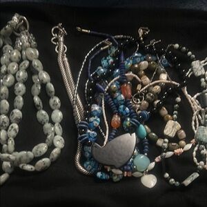 Elegant Blue and Silver Beaded Necklace Set